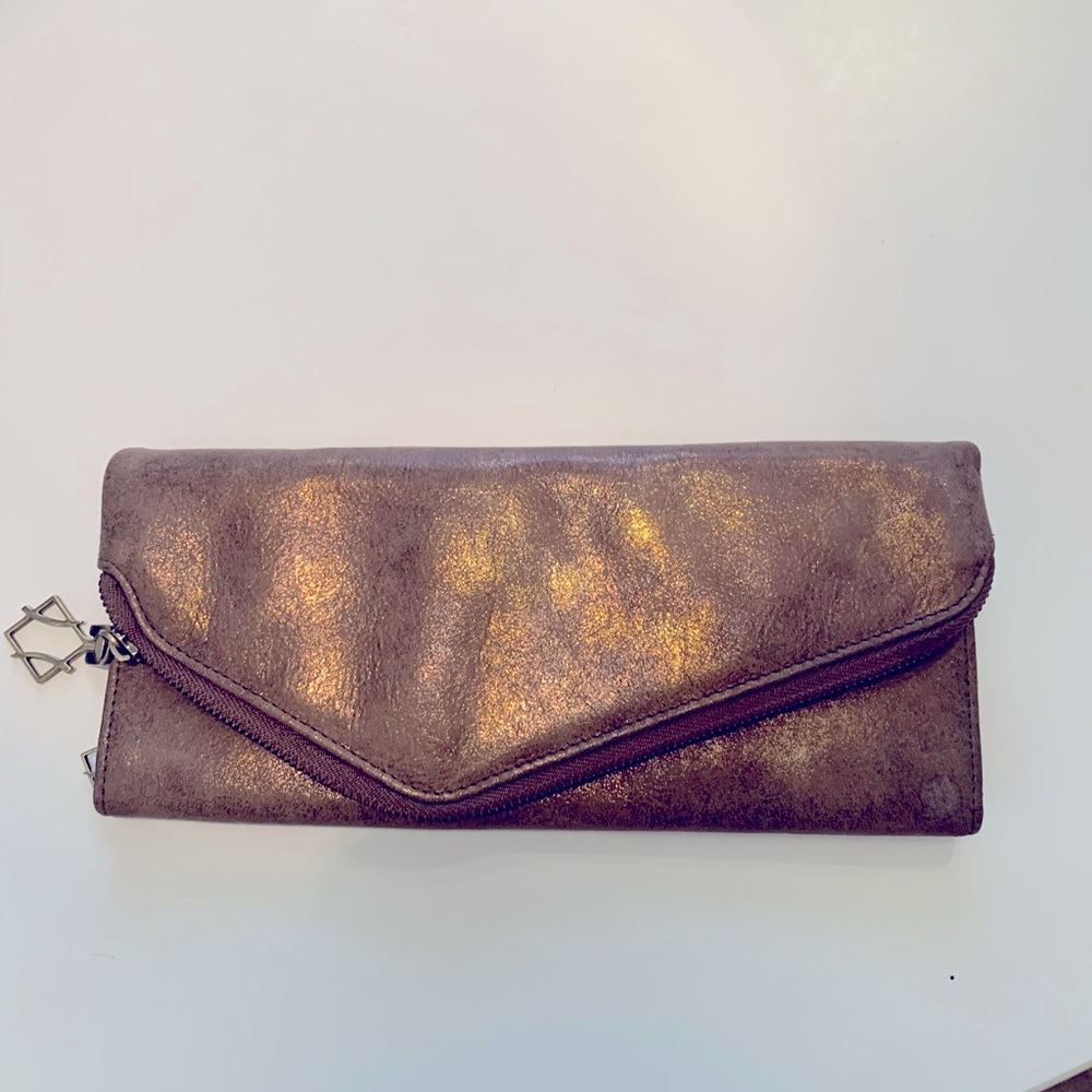 Ada Clutch - image 1